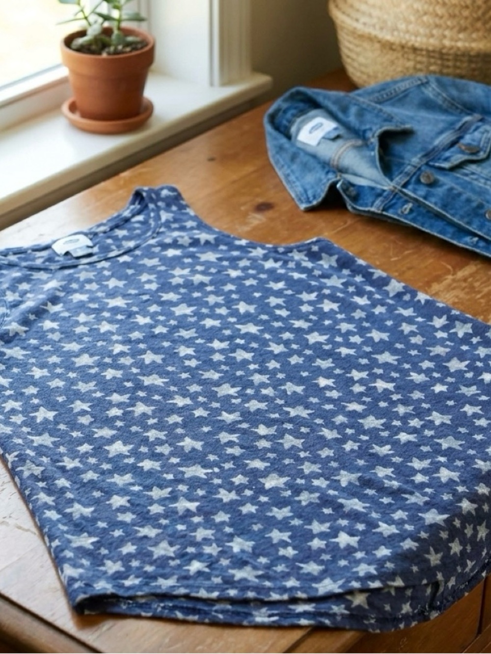Old Navy Blue Star Print Tank Top